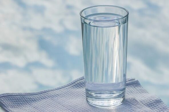 egy pohár víz a lusta diétához